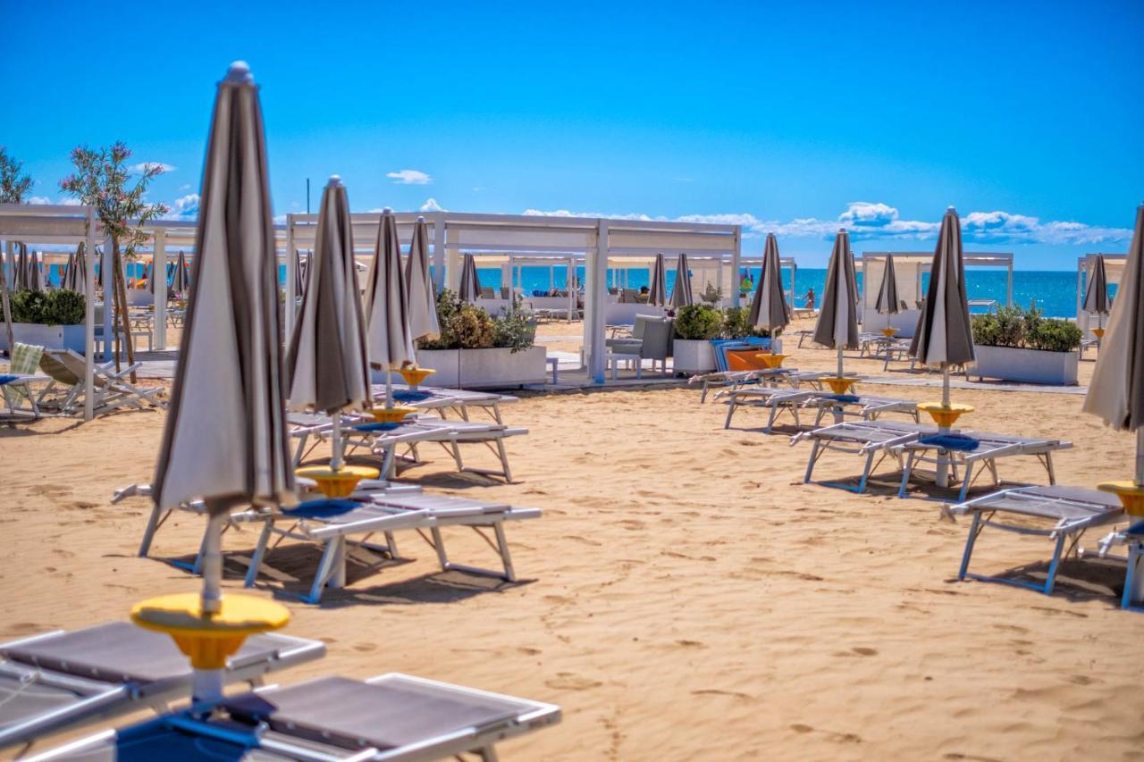 Bosco Canoro Bibione Resort Екстериор снимка